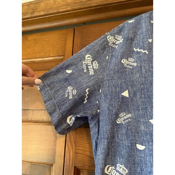 Corona Men's Reverse Print Aloha Button Down Shirt Short Sleeve Blue Size L - Picture 4 of 9